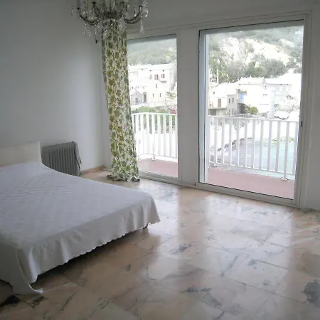 Maison De 4 Chambres A San Martino Di Lota A 1 M De La Plage Avec Vue Sur La Mer Terrasse Et Wifi *