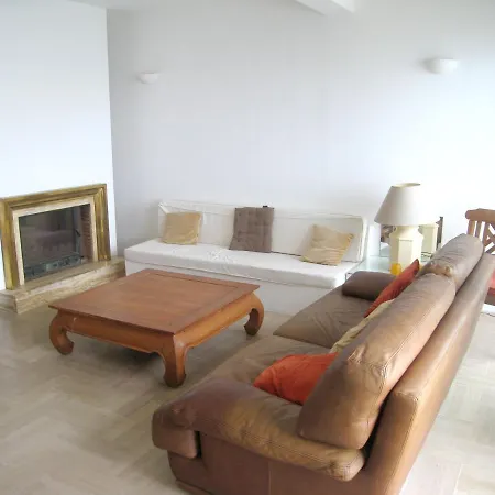 Maison De 4 Chambres A San Martino Di Lota A 1 M De La Plage Avec Vue Sur La Mer Terrasse Et Wifi 別荘 *